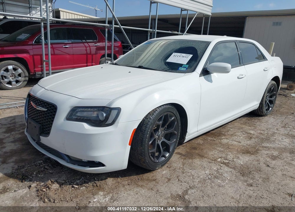 2019 CHRYSLER 300 VIN: 2C3CCABG7KH682818