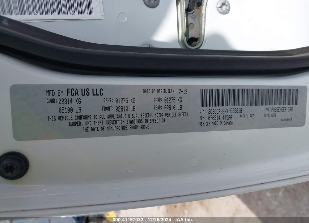 2019 CHRYSLER 300 VIN: 2C3CCABG7KH682818