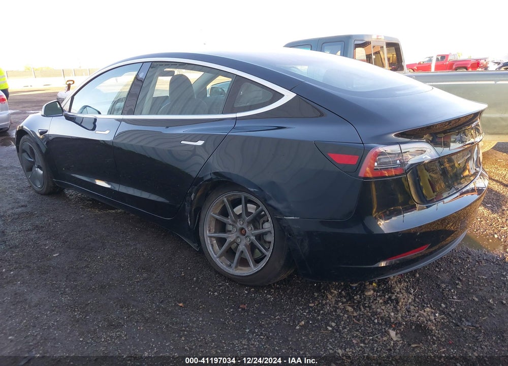2018 TESLA MODEL 3 LONG RANGE/PERFORMANCE VIN: 5YJ3E1EB1JF144433