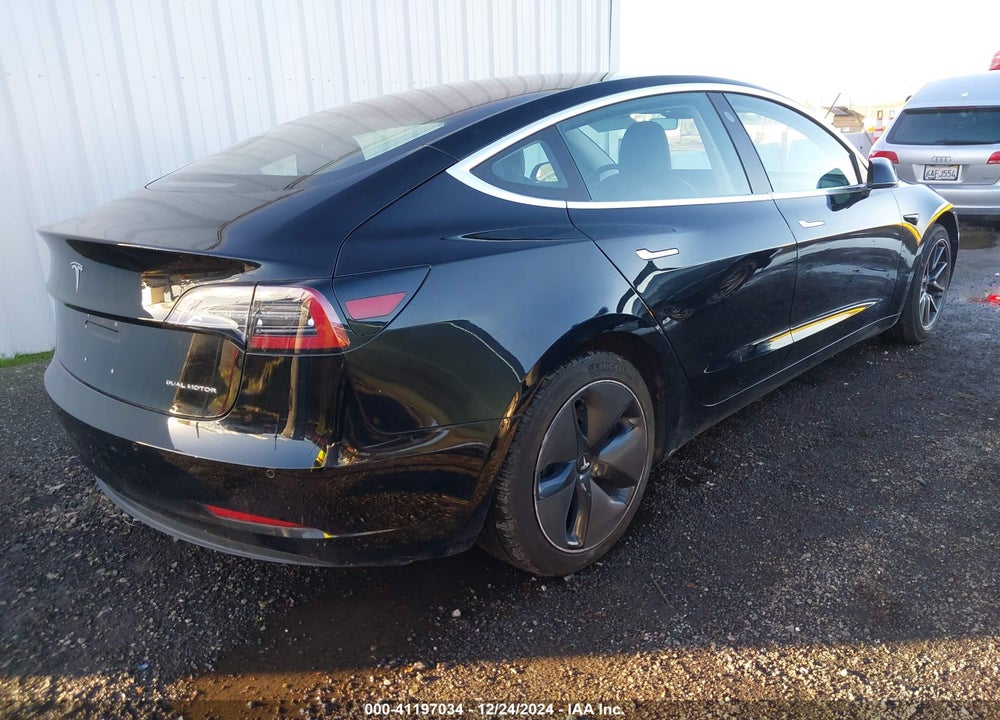 2018 TESLA MODEL 3 LONG RANGE/PERFORMANCE VIN: 5YJ3E1EB1JF144433