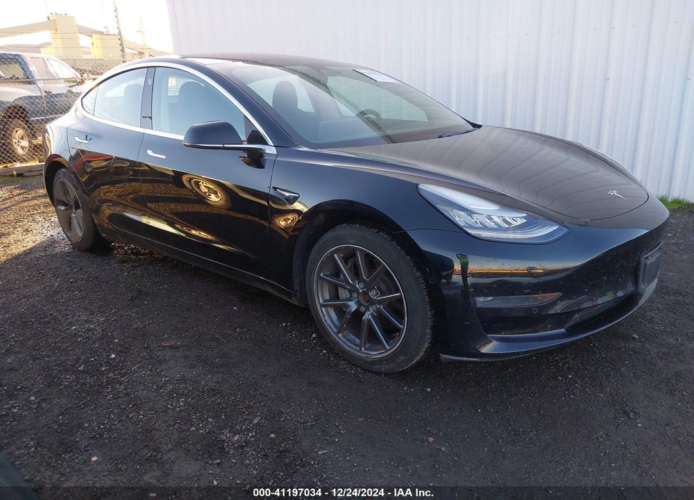 2018 TESLA MODEL 3 LONG RANGE/PERFORMANCE VIN: 5YJ3E1EB1JF144433