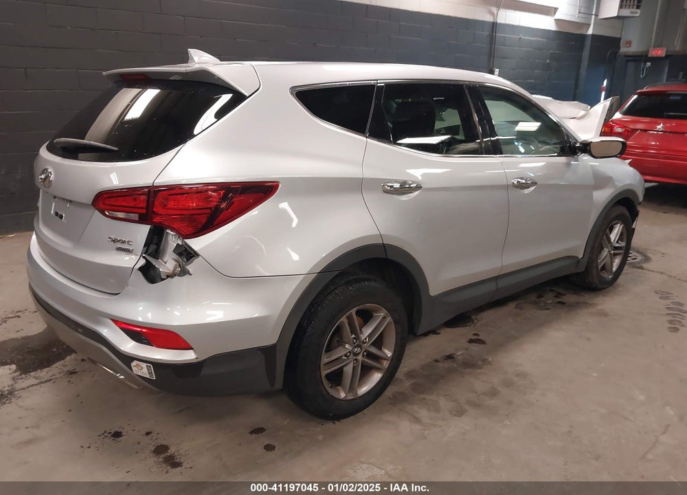 2017 HYUNDAI SANTA FE SPORT 2.4L VIN: 5XYZTDLB7HG441567