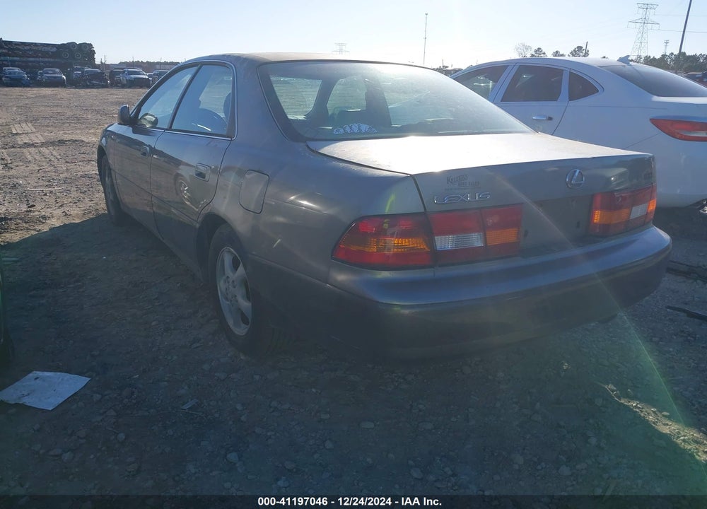 1999 LEXUS ES 300 VIN: JT8BF28G4X5052134