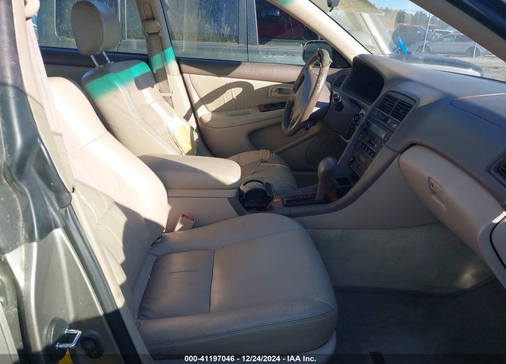 1999 LEXUS ES 300 VIN: JT8BF28G4X5052134