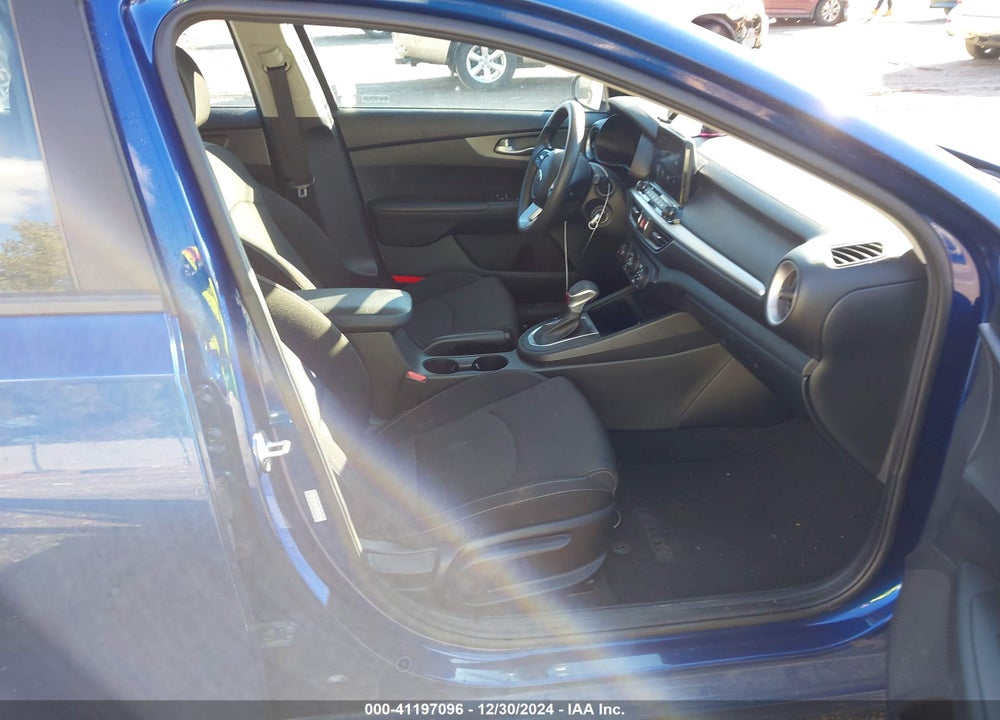 2021 KIA FORTE VIN: 3KPF24AD6ME280498