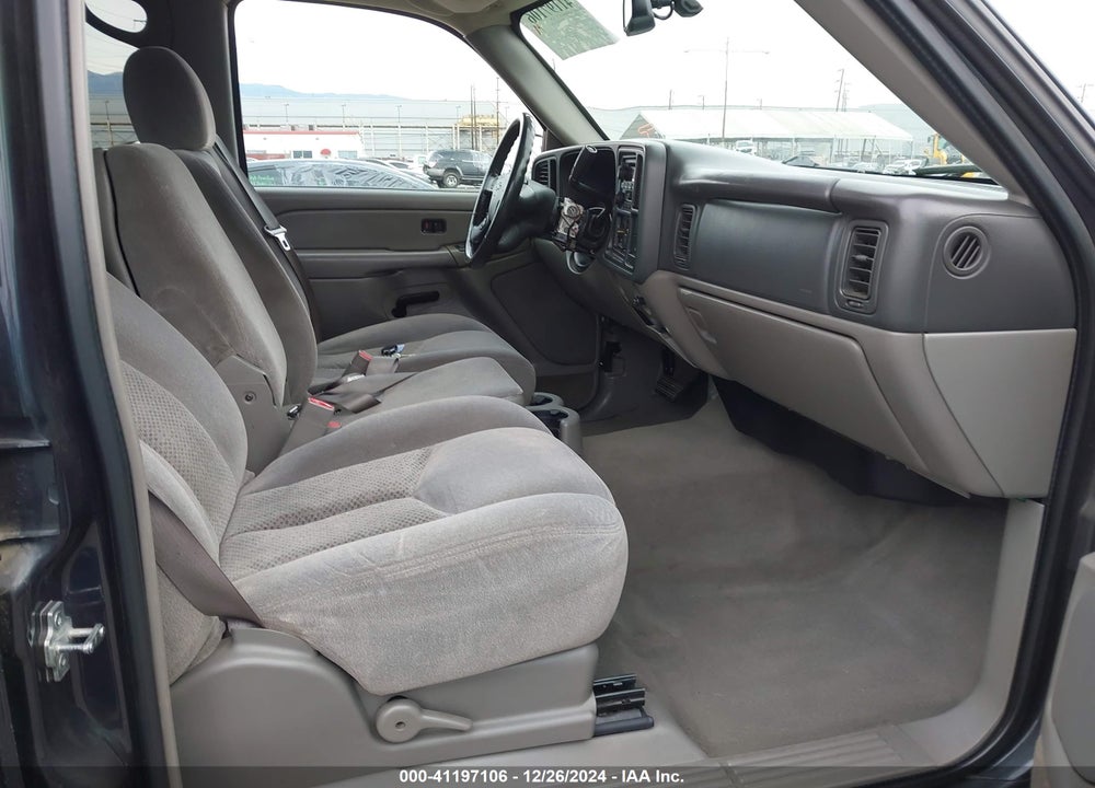 2005 CHEVROLET AVALANCHE 1500 LS VIN: 3GNEC12Z05G284139