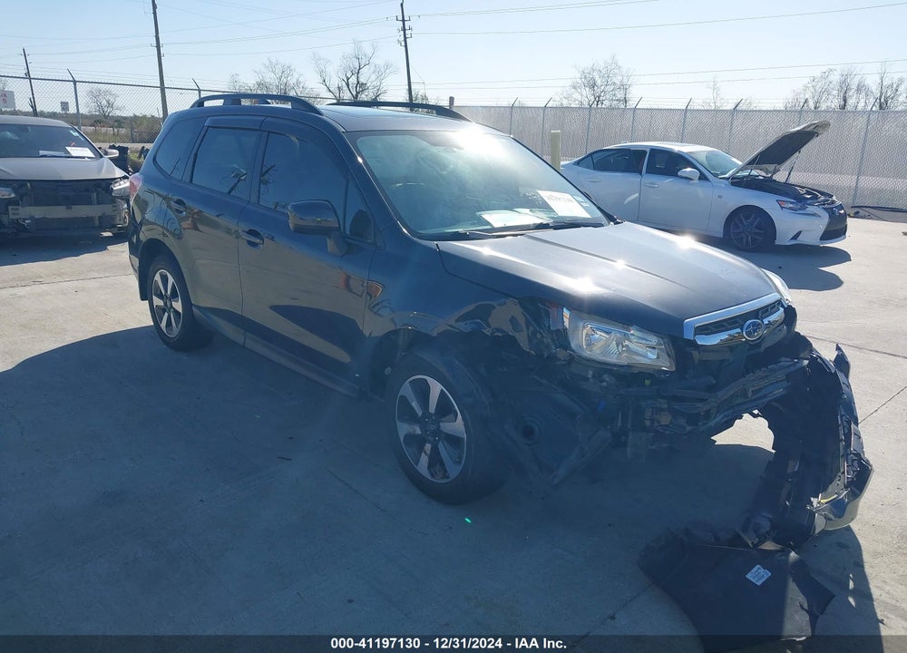 2018 SUBARU FORESTER 2.5I PREMIUM VIN: JF2SJAECXJH446420
