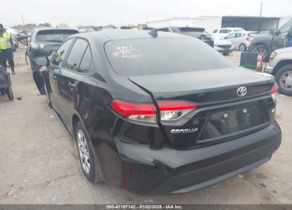 2022 TOYOTA COROLLA VIN: 5YFEPMAE0NP293611