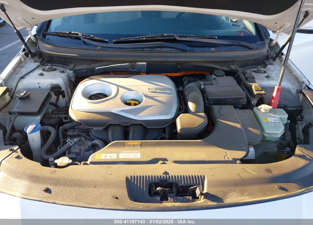 2017 HYUNDAI SONATA HYBRID SE VIN: KMHE24L1XHA059280