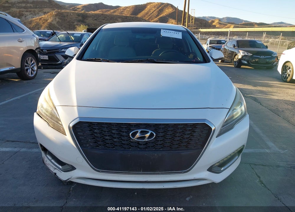 2017 HYUNDAI SONATA HYBRID SE VIN: KMHE24L1XHA059280