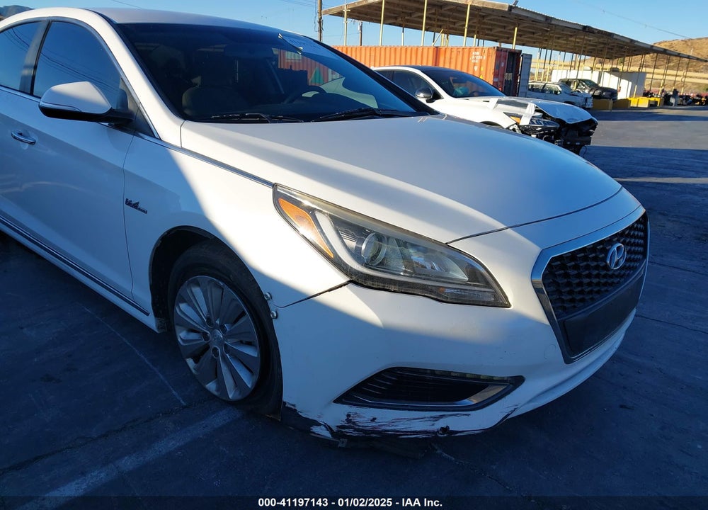 2017 HYUNDAI SONATA HYBRID SE VIN: KMHE24L1XHA059280