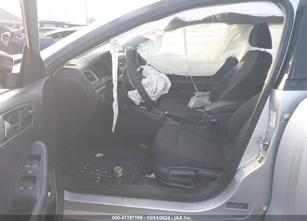 2016 VOLKSWAGEN JETTA 1.4T SE VIN: 3VWD67AJ7GM225715