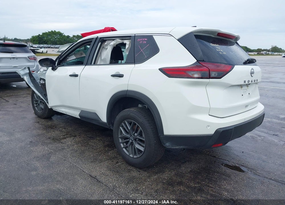 2024 NISSAN ROGUE S FWD VIN: 5N1BT3AA3RC677527