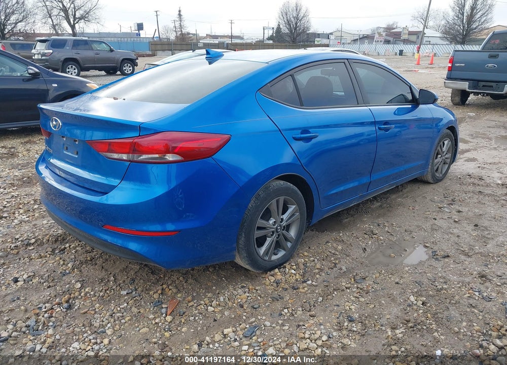 2017 HYUNDAI ELANTRA VIN: 5NPD84LF5HH045872
