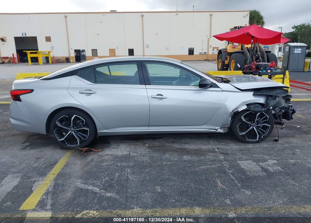 2024 NISSAN ALTIMA SR FWD VIN: 1N4BL4CVXRN393154