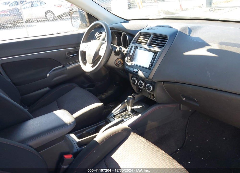 2019 MITSUBISHI OUTLANDER SPORT 2.0 ES VIN: JA4AP3AU0KU004154