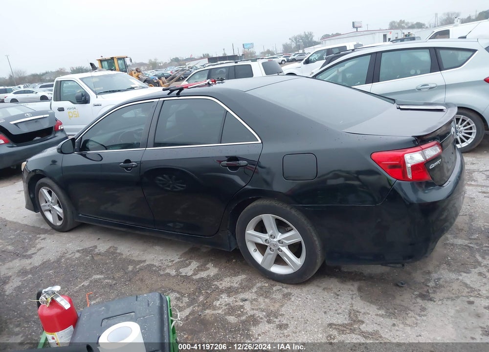 2014 TOYOTA CAMRY SE VIN: 4T1BF1FK3EU418764