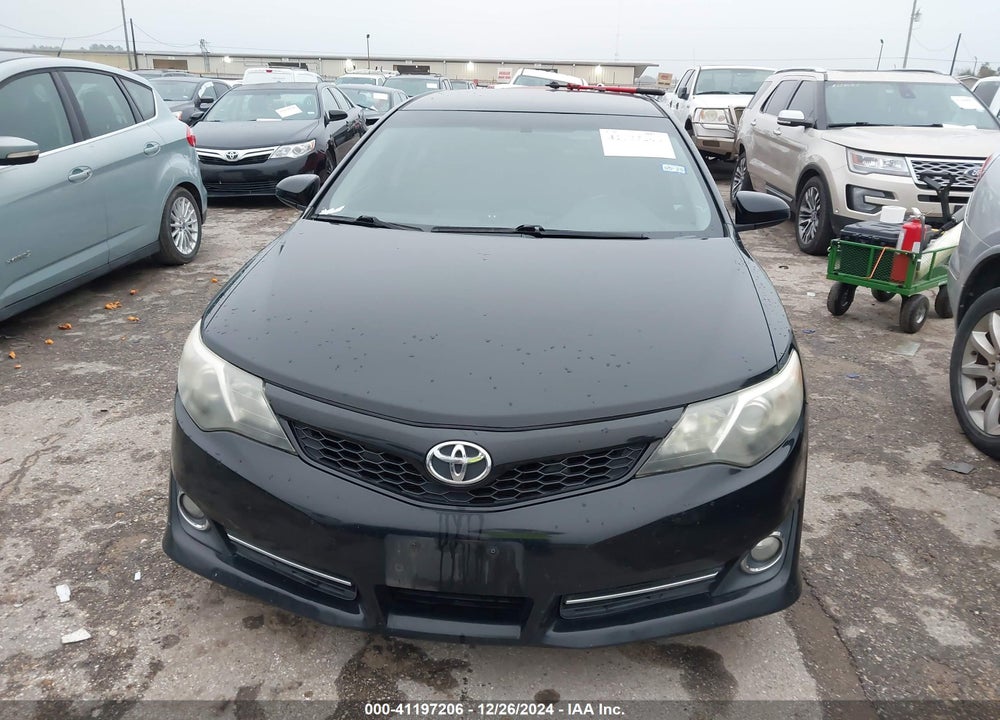 2014 TOYOTA CAMRY SE VIN: 4T1BF1FK3EU418764