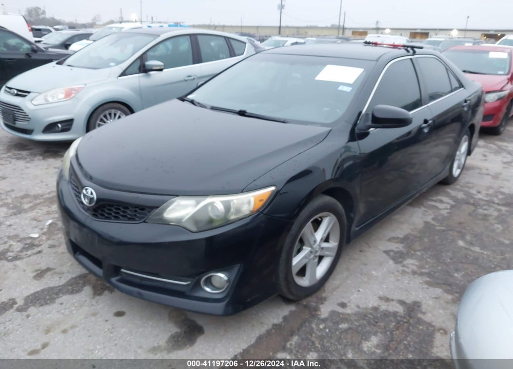 2014 TOYOTA CAMRY SE VIN: 4T1BF1FK3EU418764