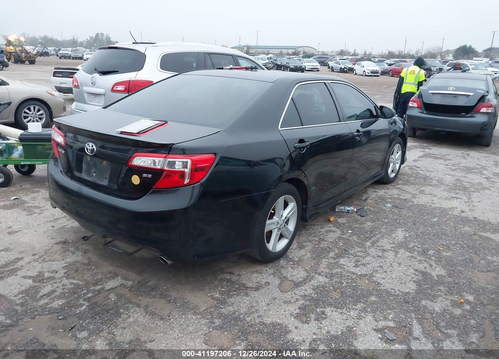 2014 TOYOTA CAMRY SE VIN: 4T1BF1FK3EU418764