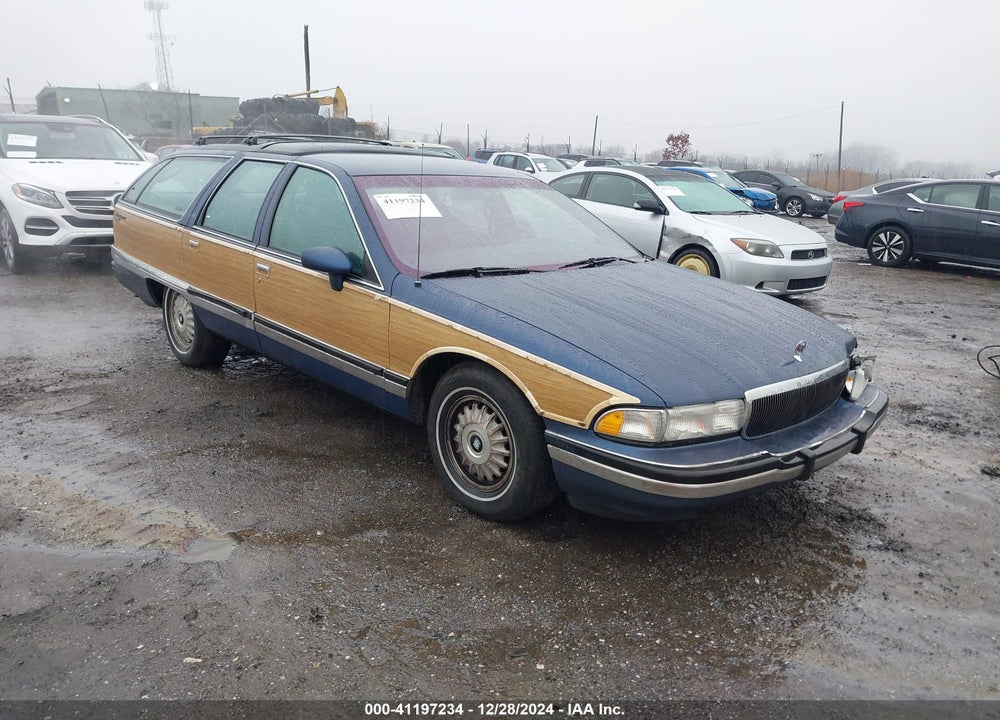1994 BUICK ROADMASTER ESTATE VIN: 1G4BR82P9RR422411