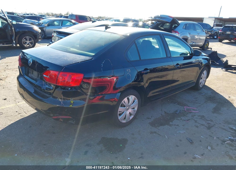 2014 VOLKSWAGEN JETTA 2.0L TDI VALUE EDITION VIN: 3VW3L7AJXEM433511