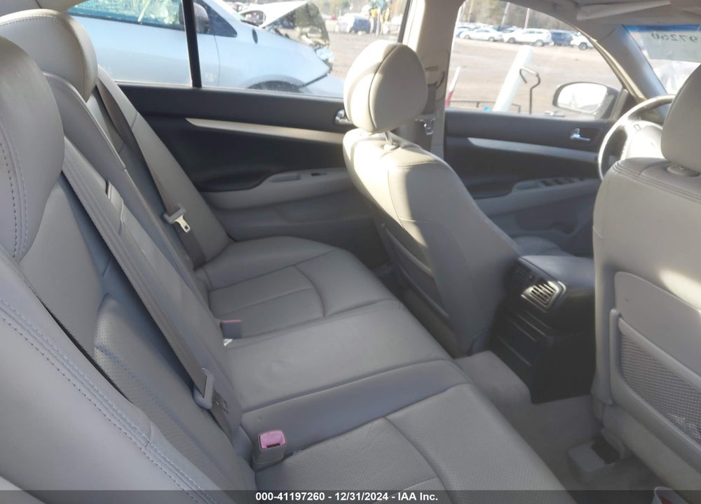 2007 INFINITI G35X VIN: JNKBV61F07M812853