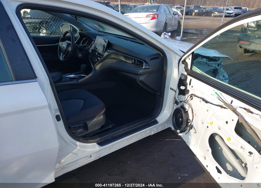 2021 TOYOTA CAMRY LE VIN: 4T1C11AK4MU462278