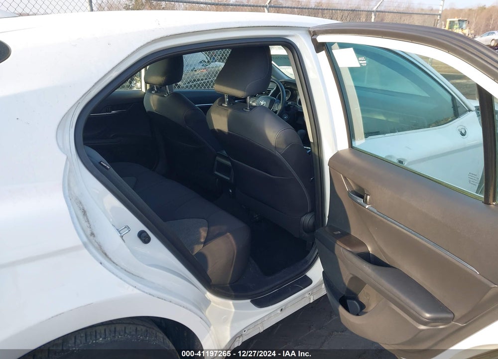 2021 TOYOTA CAMRY LE VIN: 4T1C11AK4MU462278