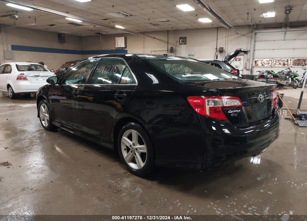 2012 TOYOTA CAMRY SE VIN: 4T1BF1FK5CU589240