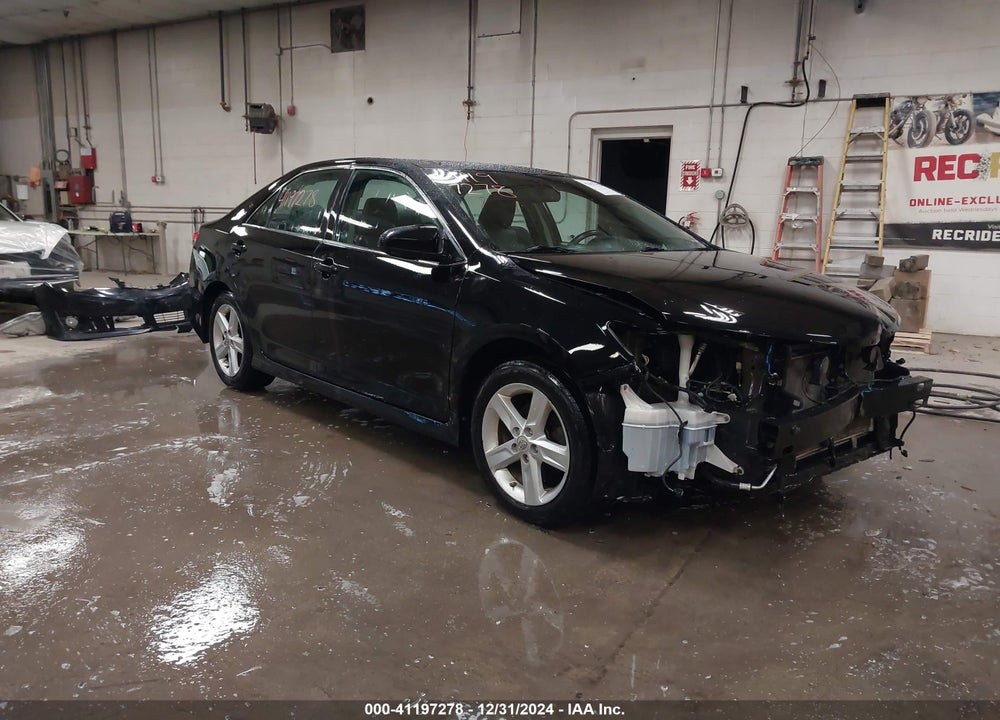 2012 TOYOTA CAMRY SE VIN: 4T1BF1FK5CU589240