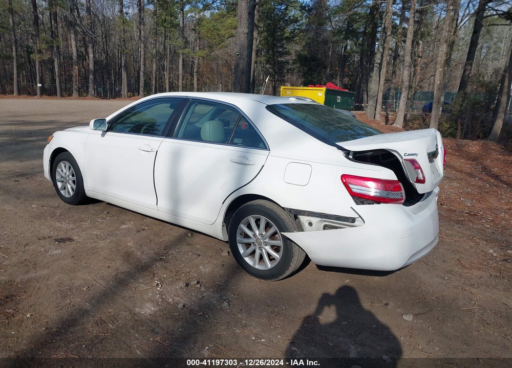 2011 TOYOTA CAMRY XLE VIN: 4T1BF3EK2BU634761