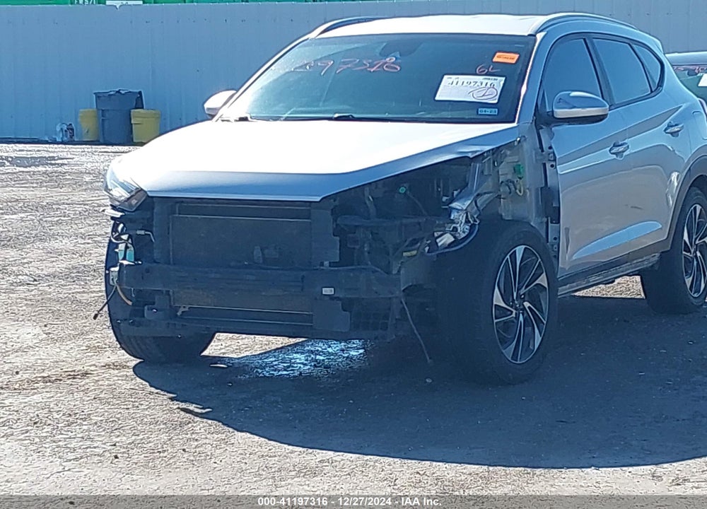 2019 HYUNDAI TUCSON VIN: KM8J33AL7KU894365
