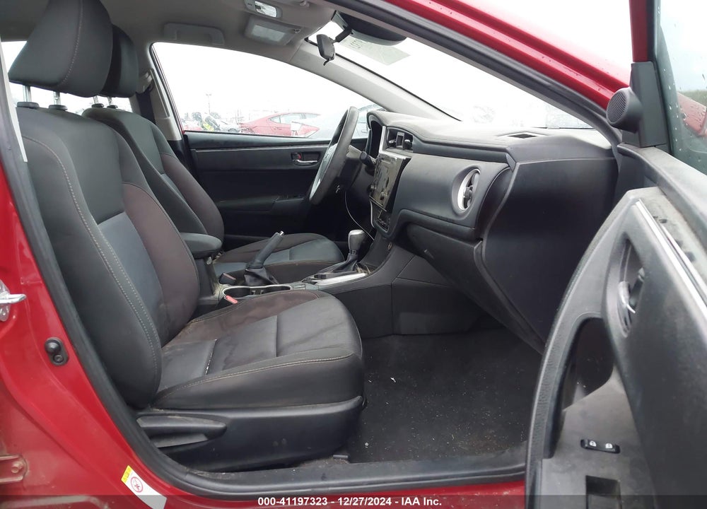 2018 TOYOTA COROLLA LE VIN: 5YFBURHE7JP754554
