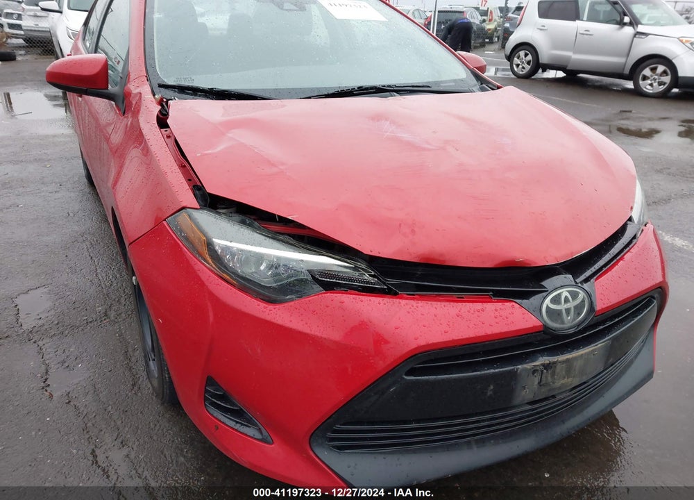 2018 TOYOTA COROLLA LE VIN: 5YFBURHE7JP754554