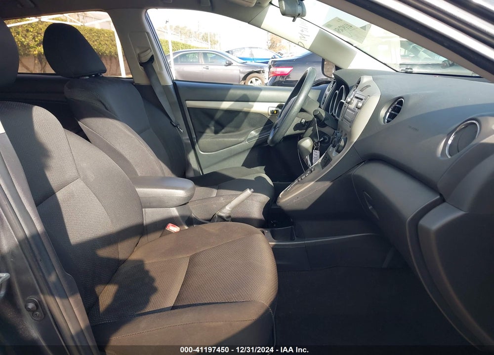 2010 TOYOTA MATRIX VIN: 2T1KU4EE5AC243075