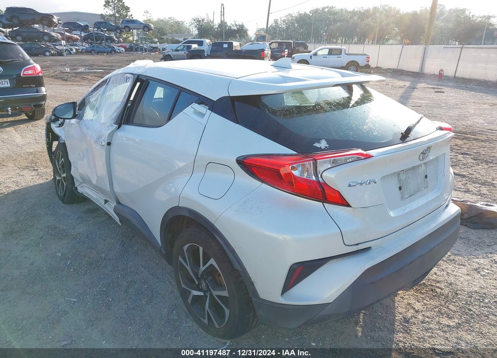2018 TOYOTA C-HR XLE VIN: NMTKHMBX3JR017262