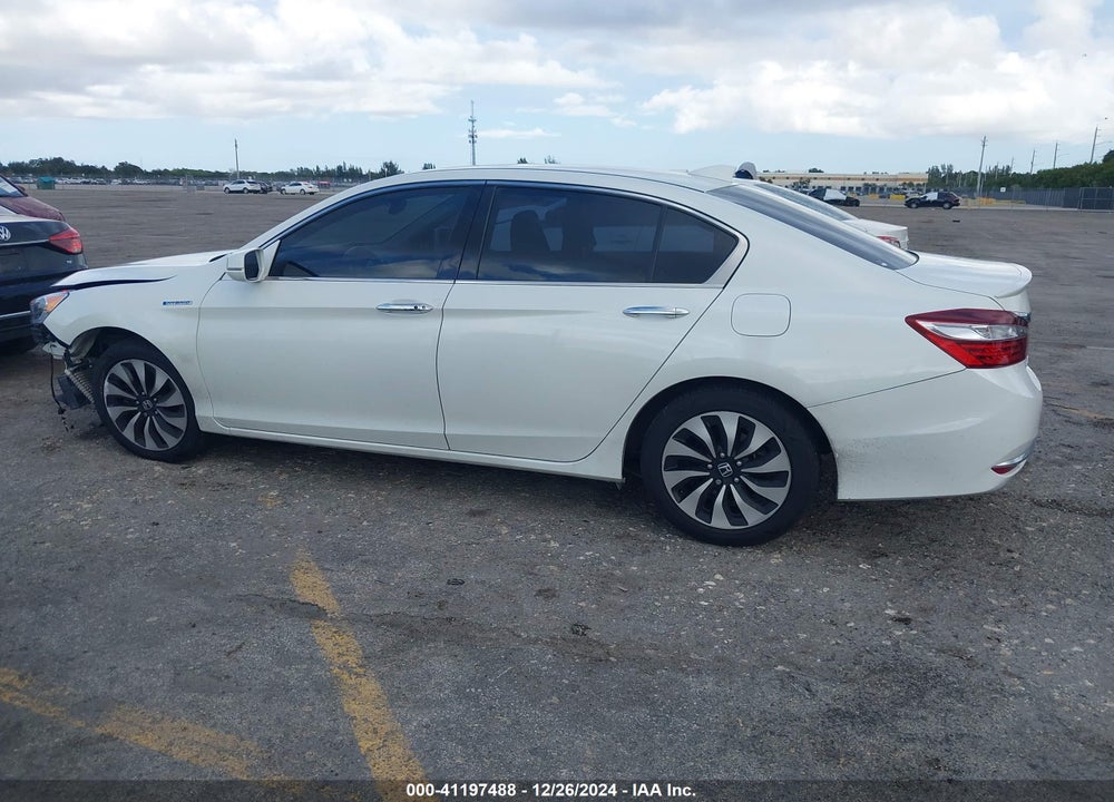 2017 HONDA ACCORD HYBRID VIN: JHMCR6F5XHC001366