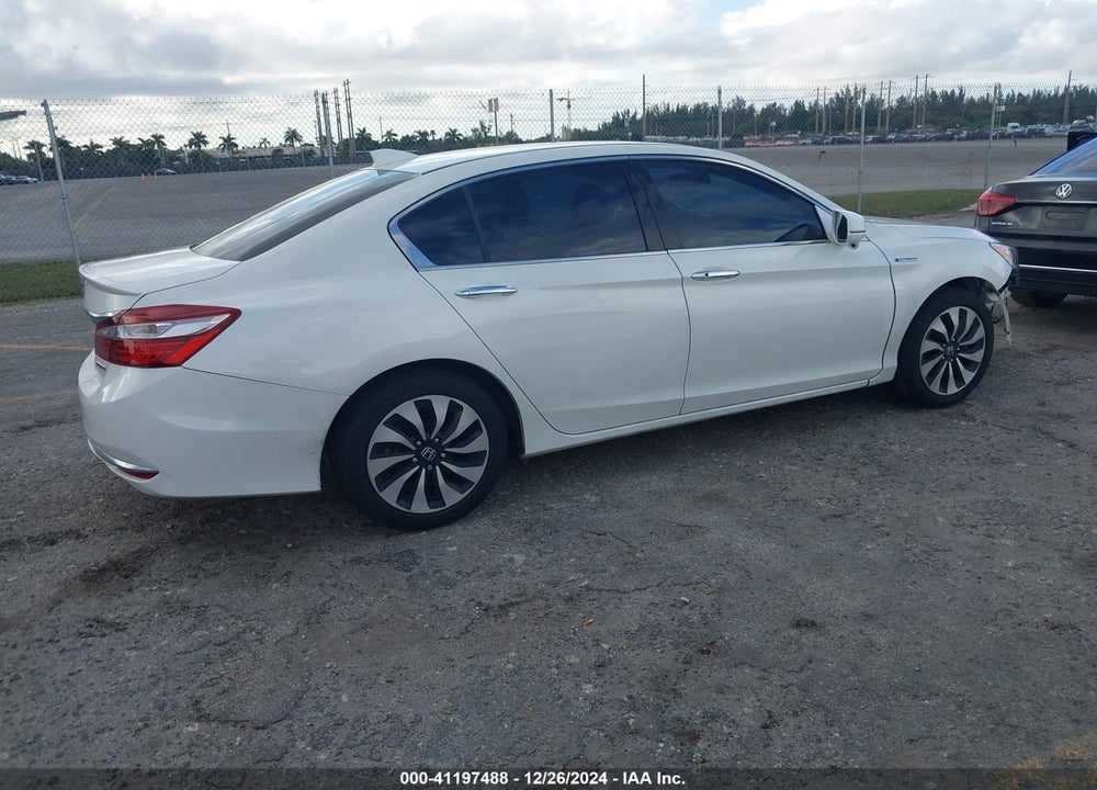 2017 HONDA ACCORD HYBRID VIN: JHMCR6F5XHC001366