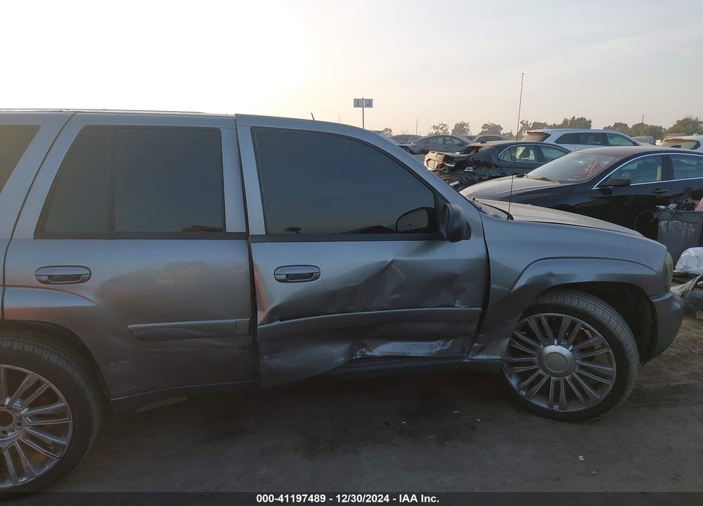 2005 CHEVROLET TRAILBLAZER LT VIN: 1GNDT13S252161805