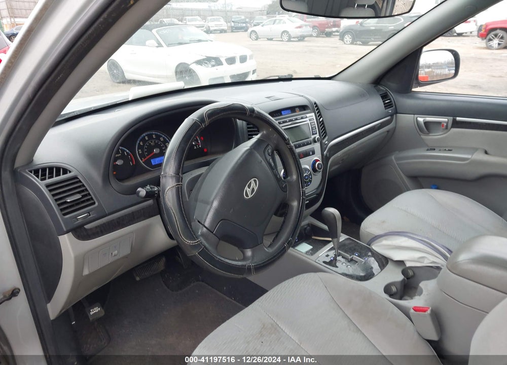 2009 HYUNDAI SANTA FE GLS VIN: 5NMSG13D89H282507