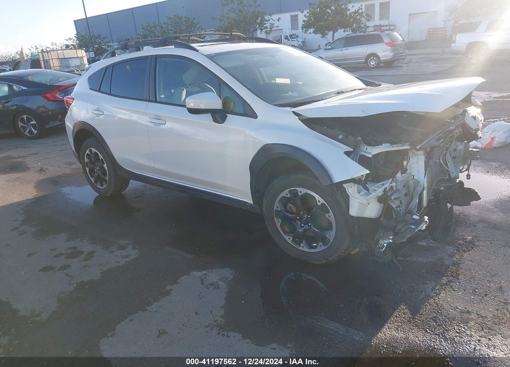 2022 SUBARU CROSSTREK PREMIUM VIN: JF2GTAEC0NH221817