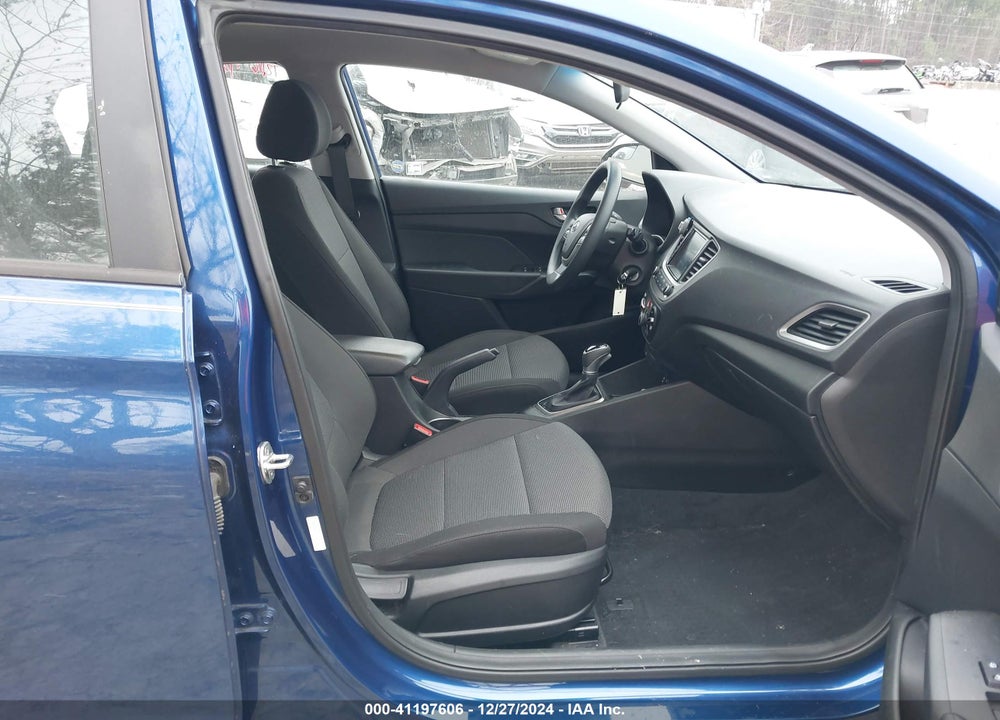 2018 HYUNDAI ACCENT VIN: 3KPC24A37JE030841