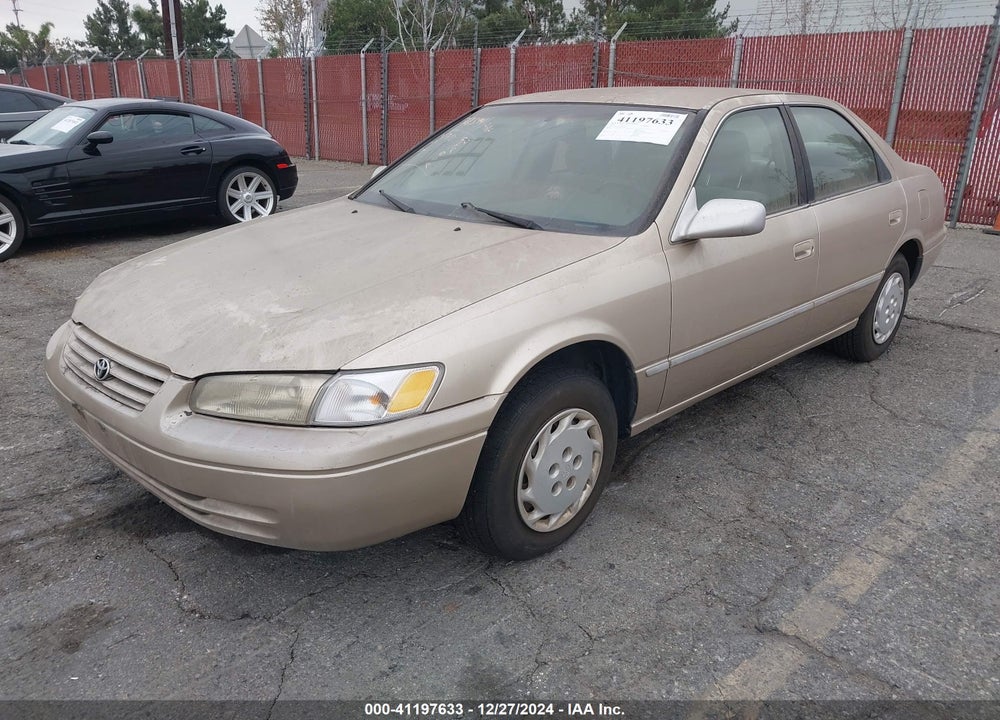 1999 TOYOTA CAMRY LE VIN: JT2BG22K7X0326024
