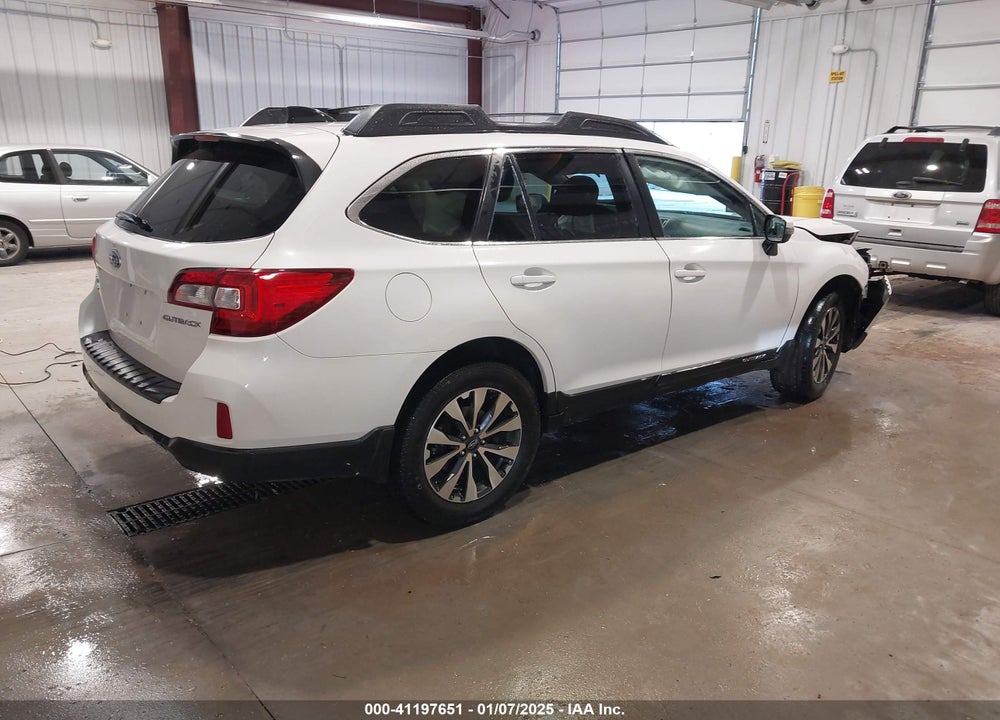 2016 SUBARU OUTBACK 2.5I LIMITED VIN: 4S4BSBNC4G3232462