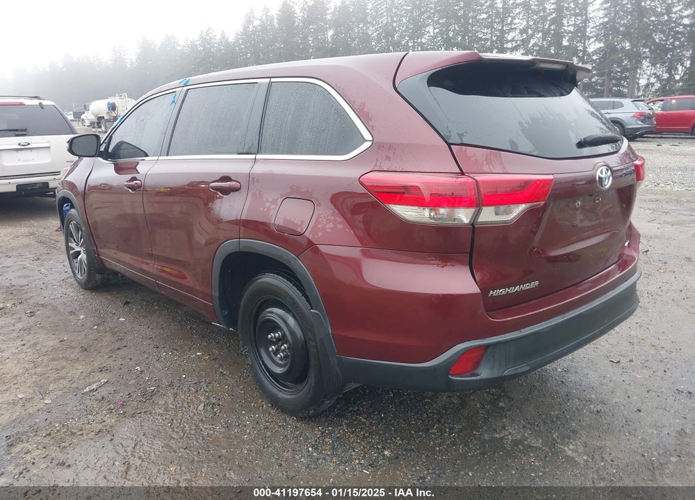 2017 TOYOTA HIGHLANDER LE VIN: 5TDBZRFH5HS432818