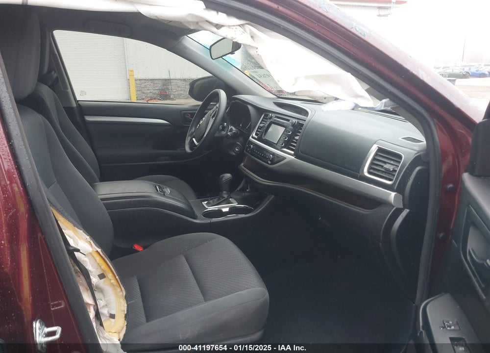 2017 TOYOTA HIGHLANDER LE VIN: 5TDBZRFH5HS432818
