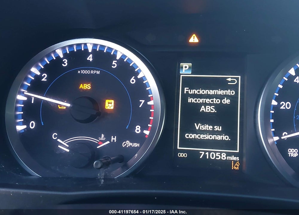 2017 TOYOTA HIGHLANDER LE VIN: 5TDBZRFH5HS432818