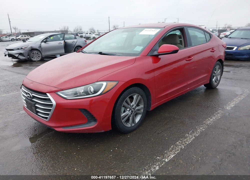 2018 HYUNDAI ELANTRA SEL VIN: KMHD84LF6JU608080