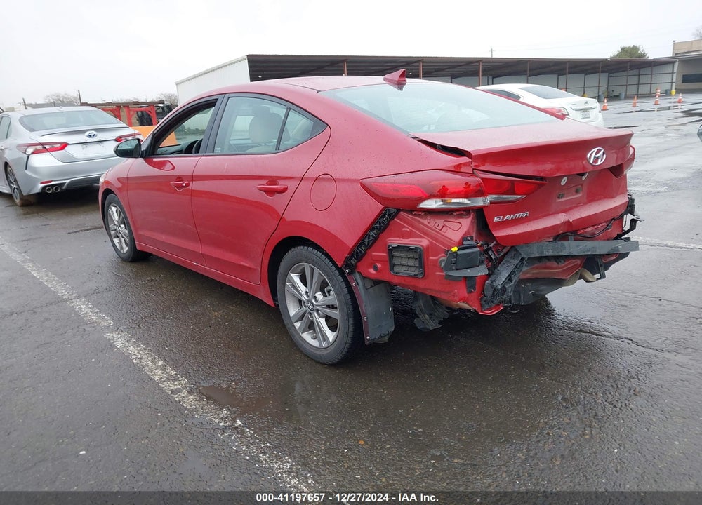 2018 HYUNDAI ELANTRA SEL VIN: KMHD84LF6JU608080